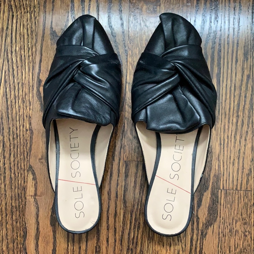 Sole society black pear mule flat sandals
